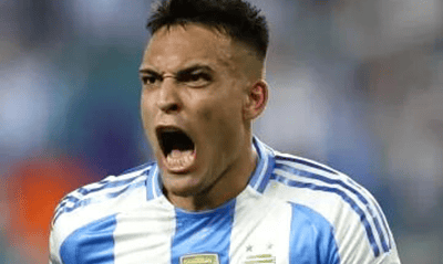 Lautaro Martínez comemora gol da Argentina contra o Peru
Imagem: Agustin Marcarian/REUTERS