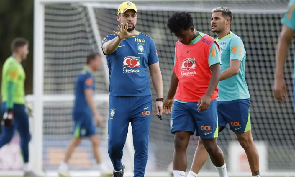 endrick treino selecao e1718129179651 endrick treino selecao e1718129179651