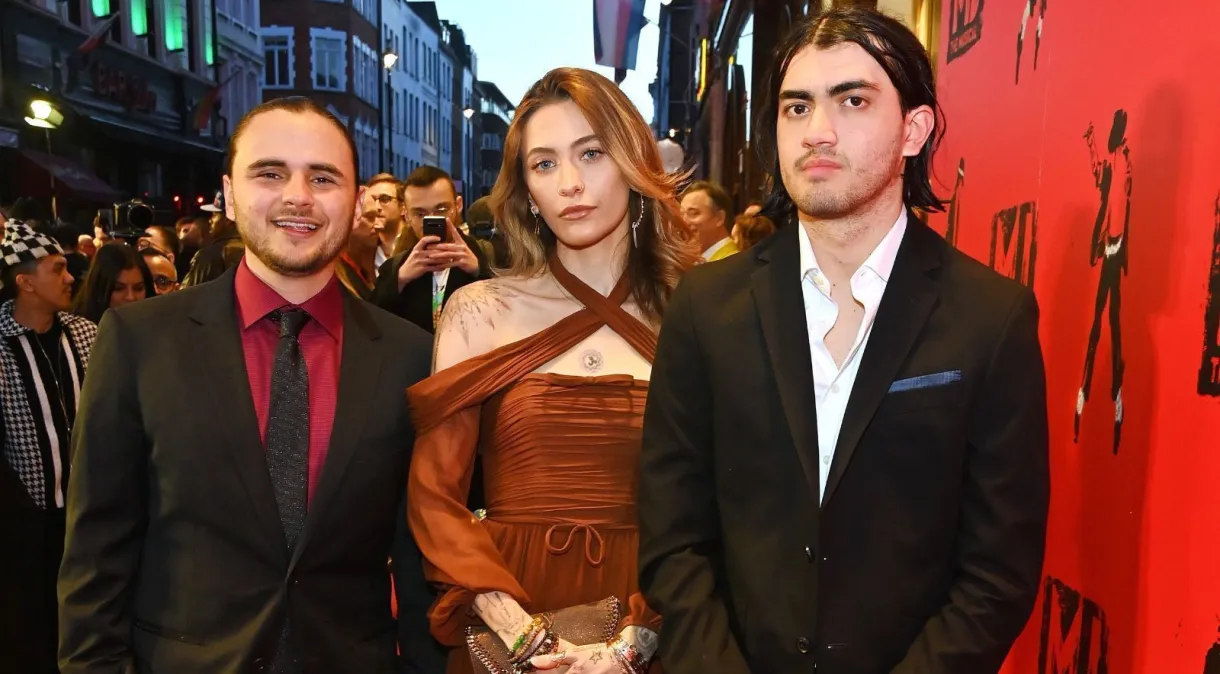 Morte de Michael Jackson completa 15 anos; veja como estão os filhos do astro