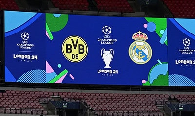 Placar de Wembley, palco da final, já entra no clima para Borussia Dortmund e Real Madrid
(Photo by Michael Regan - UEFA/UEFA via Getty Images)