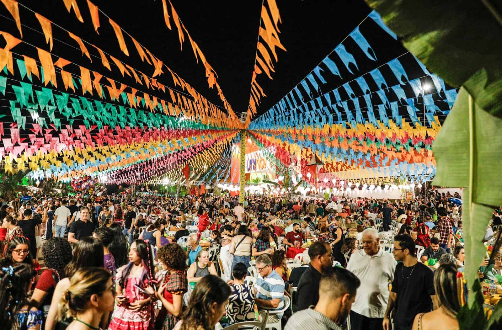 Com 20 anos de tradição, arraial do Anglo atrai milhares de pessoas no Acre