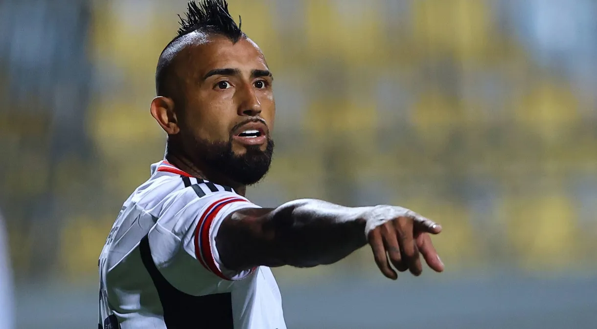 Futebol brasileiro não é melhor que o chileno, diz Arturo Vidal