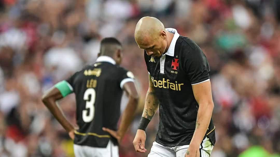 Mais vazada do Campeonato Brasileiro , defesa do Vasco custou quase R$ 90 milhões