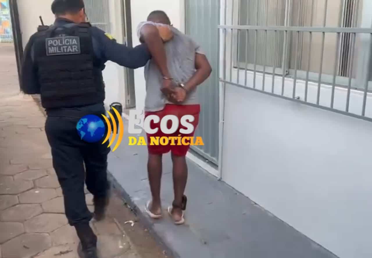 Presidiário monitorado por tornozeleira eletrônica é preso com arma de fogo e drogas em residência no 2º Distrito