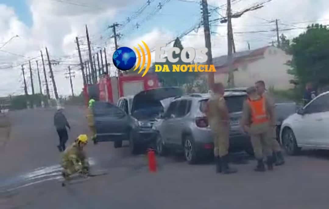 Grávida em Amarok invade contramão e colide contra carro de Comandante dos Bombeiros; ambos são socorridos