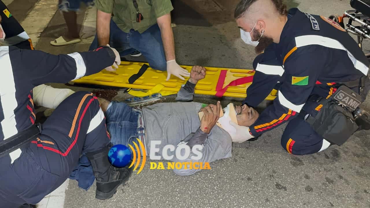Entregador colide fortemente na traseira de veículo, sofre fratura e vai parar em estado grave no Pronto-Socorro
