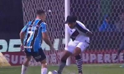 Soteldo marca e Grêmio vence o Vasco pelo Brasileirão Foto: Reprodução / Premiere / Jogada10