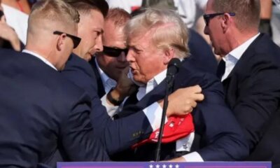 Trump é cercado por agentes do serviço secreto americano após barulhos serem registrados durante comício