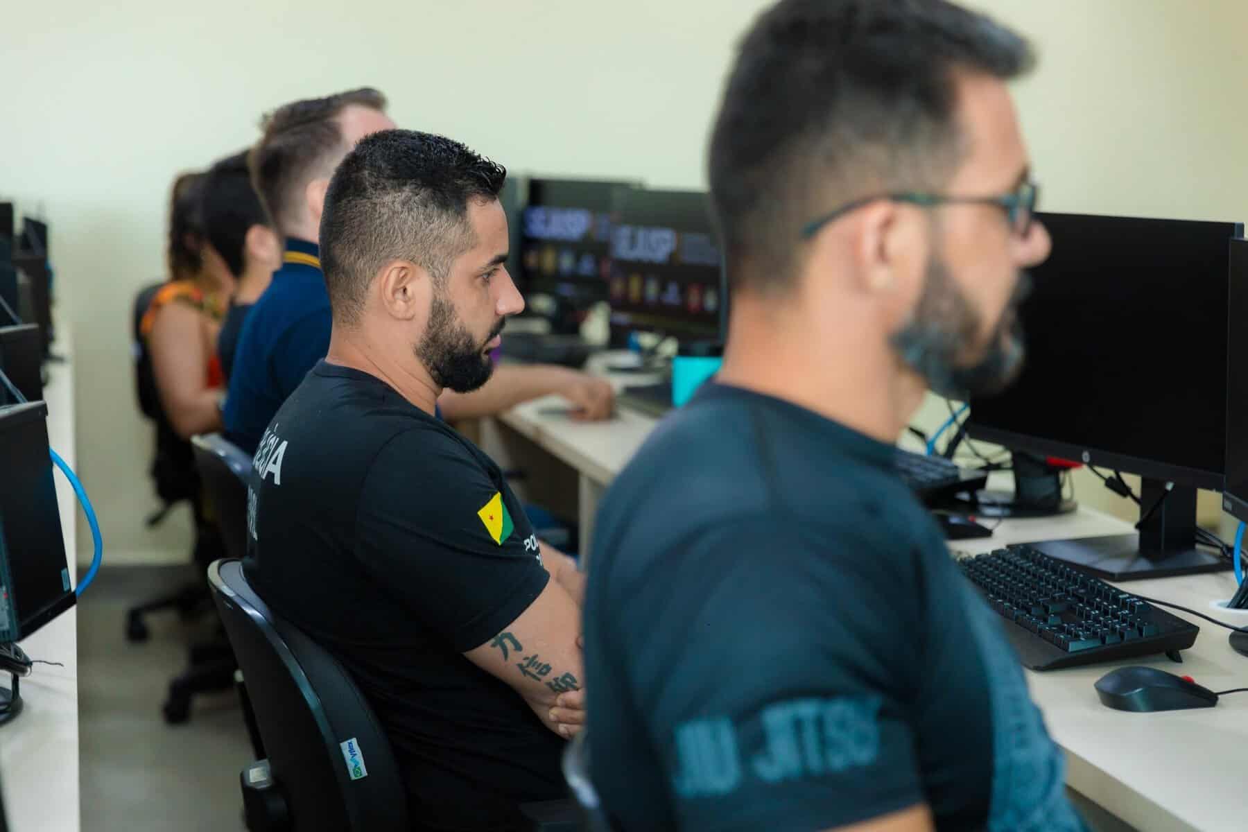 Polícia Civil do Acre conclui primeiro curso de Inteligência Artificial OSINT para agentes