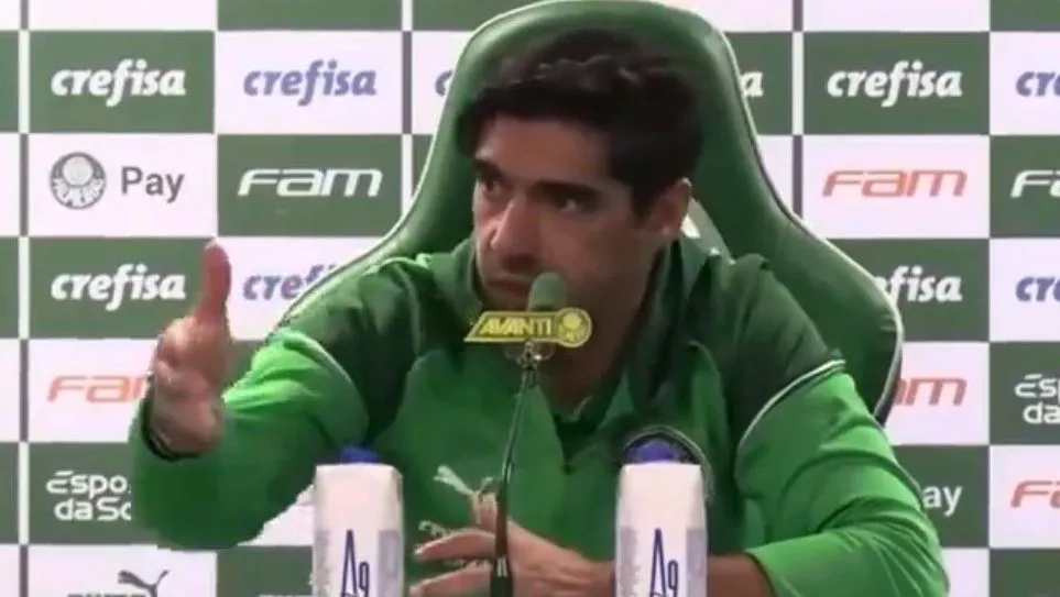 abel ferreira critica arbitragem de anderson daronco no classico palmeiras x corinthians e1719932138567