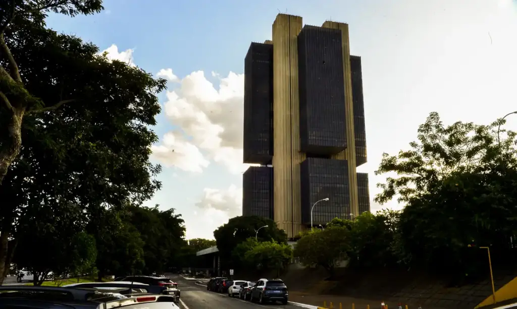 banco central mcajr abr 0104222282 0