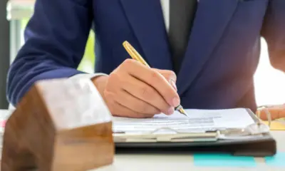 concept home purchase contract businessmen are sig pb8ann3 1024×683 1 1000×600 concept home purchase contract businessmen are sig pb8ann3 1024x683 1 1000x600