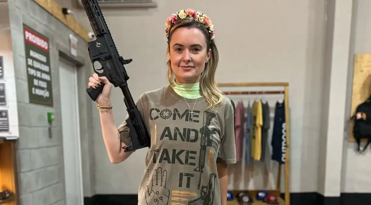 Juiz nega indenização para deputada Júlia Zanatta por ser chamada de “Barbie fascista”