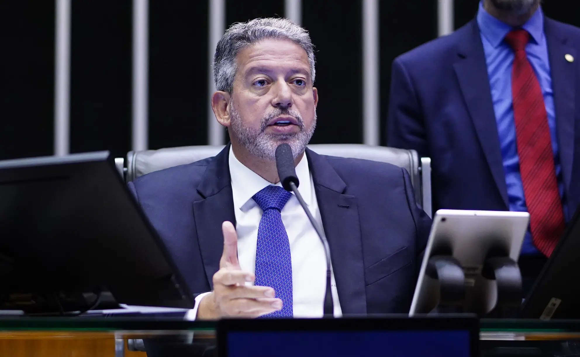 Arthur Lira convoca sessão no plenário na 2ª com foco em acelerar discussões da tributária