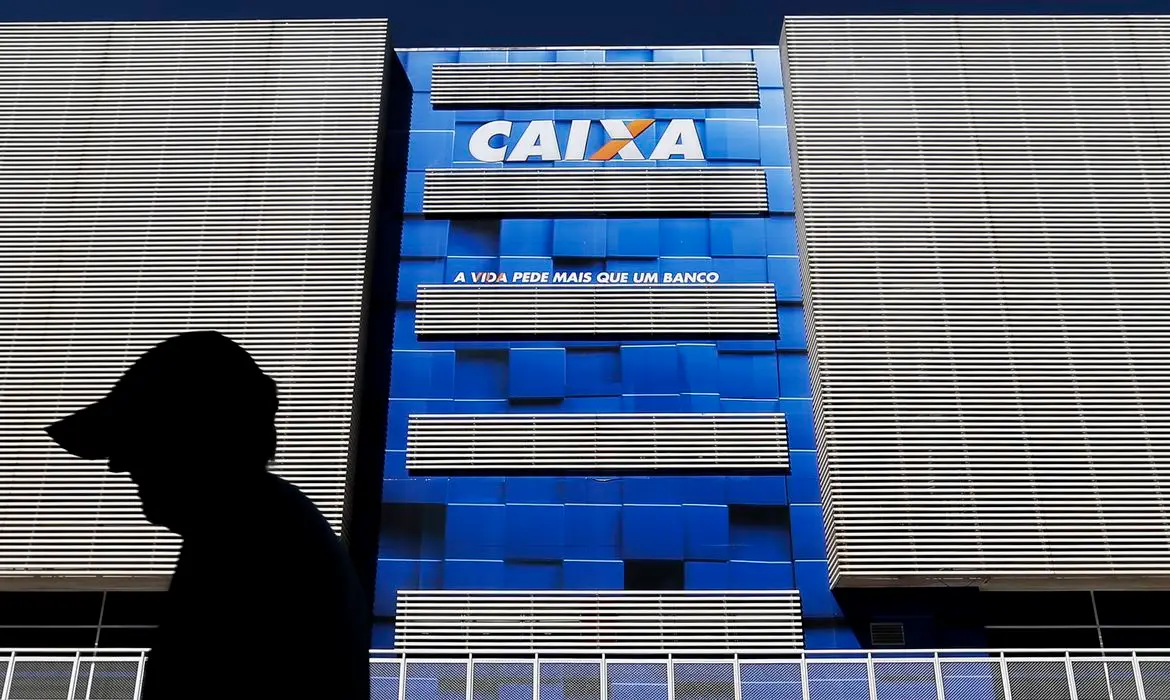 Divulgada lista de aprovados em concurso da Caixa Econômica