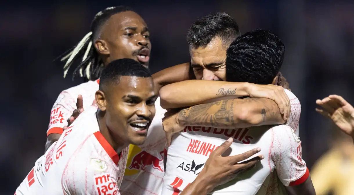 Em prévia da Copa do Brasil, Red Bull Bragantino vence Athletico-PR no Brasileiro