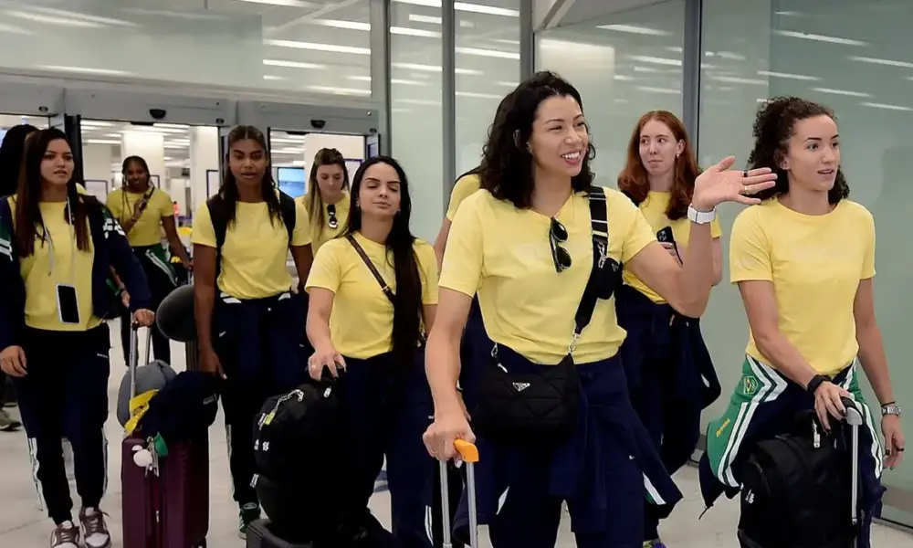 selecao volei fem desembarque paris 2024 selecao volei fem desembarque paris 2024