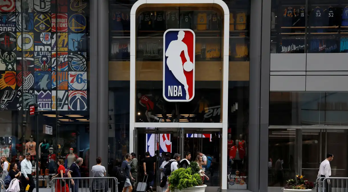 NBA assina acordo de transmissão de R$ 435 bilhões com 3 empresas
