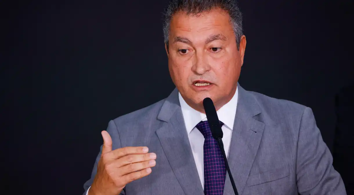 Governo afirma que 100% dos ministérios vão ser afetados por bloqueio no Orçamento