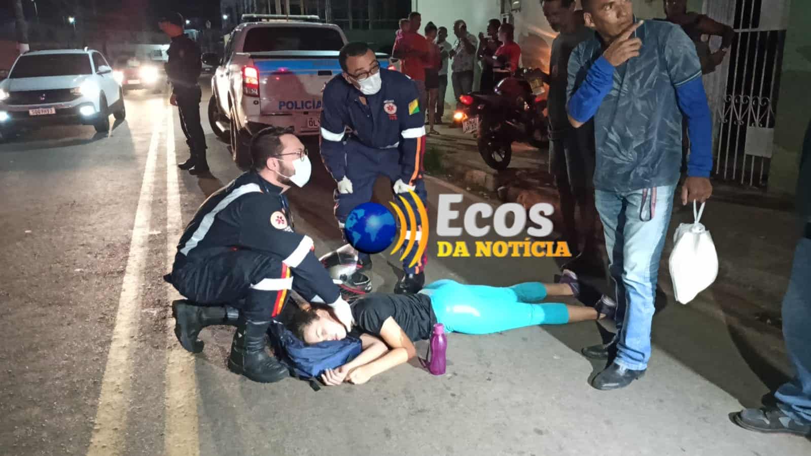 Motociclista cai e fica ferida após cabo de fibra óptica pegar em seu pescoço no 2° Distrito da Capital