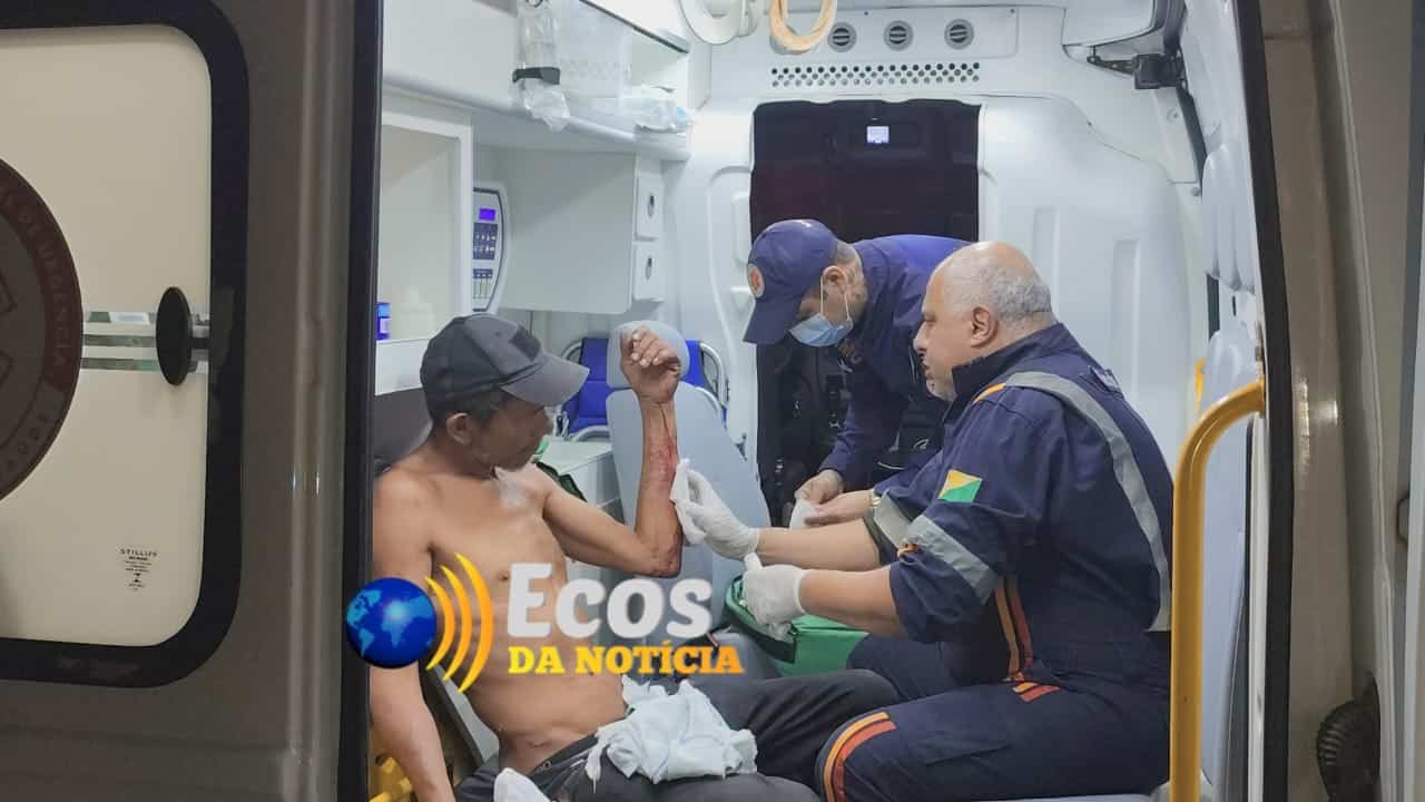 Morador em situação de rua é ferido com faca pela vigésima segunda vez e diz ser indestrutível em Rio Branco