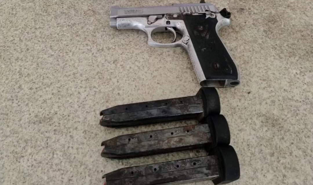 Mais uma arma de fogo e retirada das ruas pela Polícia Militar no segundo distrito