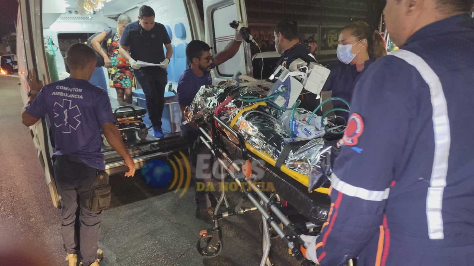 Jovem levado em ambulância que colidiu em carro morre no PS de Rio Branco