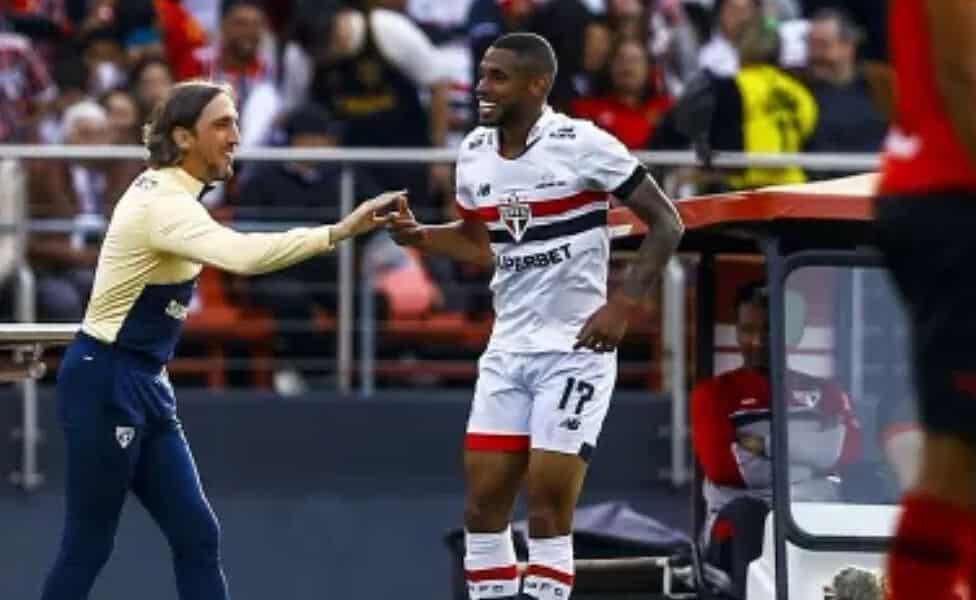 23 anos (57) 23 anos (57)