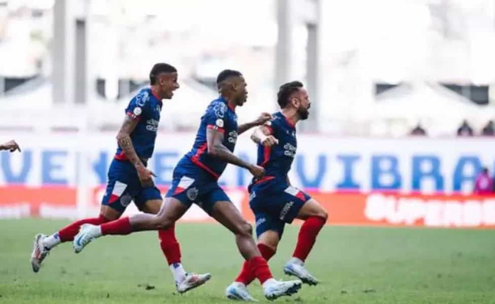 Everton Ribeiro comemora gol –
Foto: Letícia Martins/EC Bahia / Jogada10