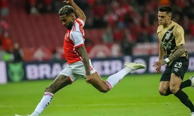 Valencia teve atuação ruim em empate do Inter com o Athletico-PR – Foto: Ricardo Duarte / Internacional / Jogada10