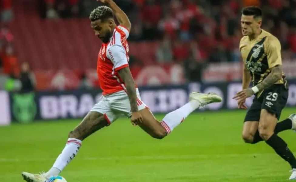 Valencia teve atuação ruim em empate do Inter com o Athletico-PR – Foto: Ricardo Duarte / Internacional / Jogada10