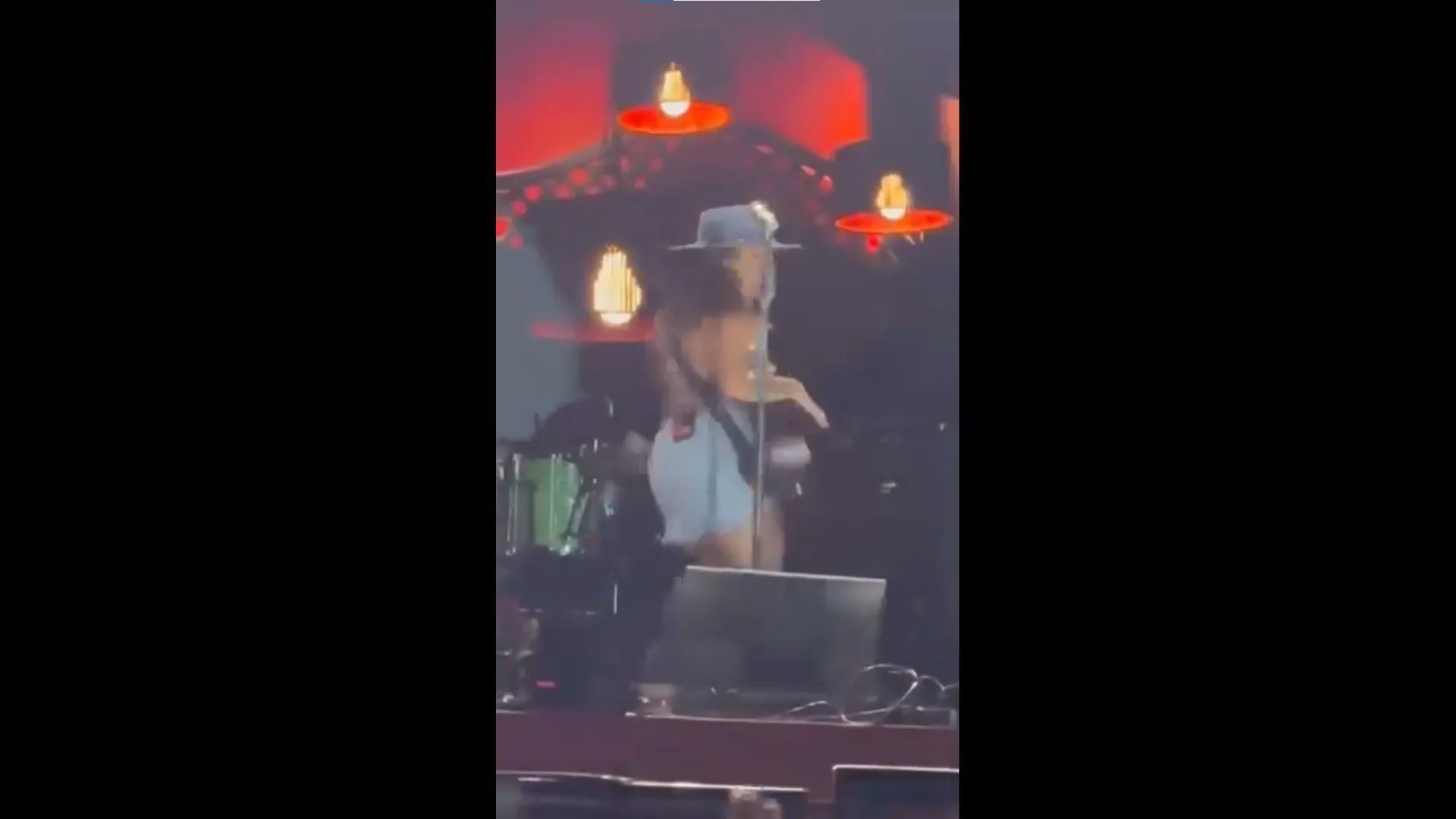 Tiroteio interrompe show da cantora Lauana Prado no interior de SP; veja vídeo