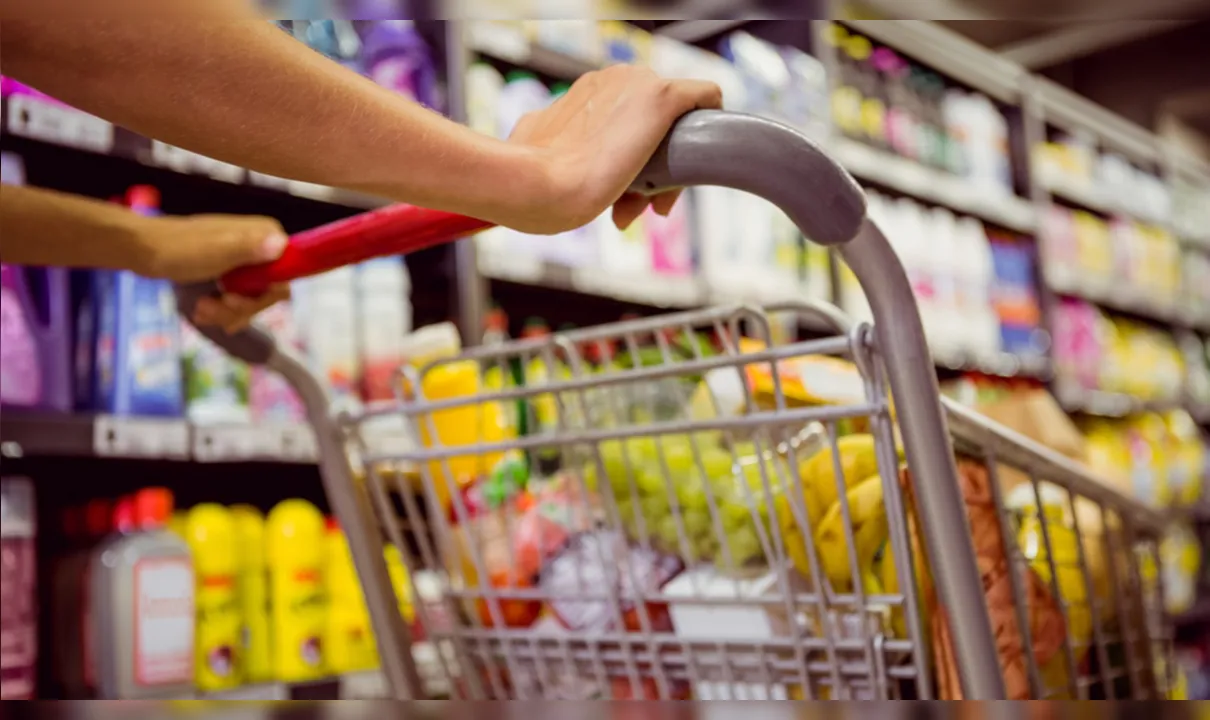 Acreano gasta 39% do salário mínimo para comprar cesta básica de alimentos