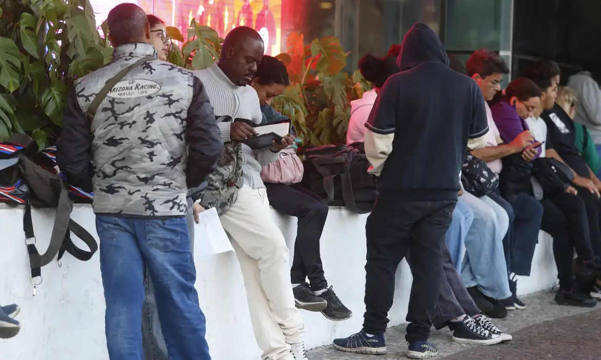 Candidatos que levaram caderno de questões do Concurso Unificado serão eliminados