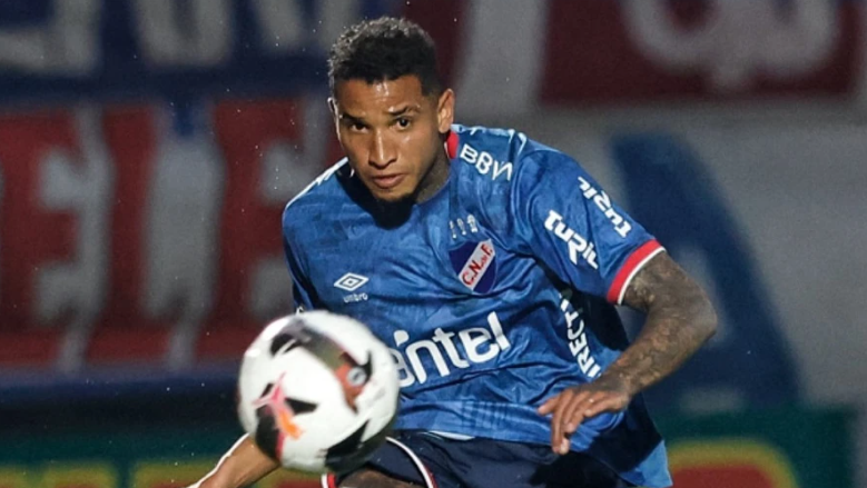 juan izquierdo jogador do nacional do uruguai e1724666650435