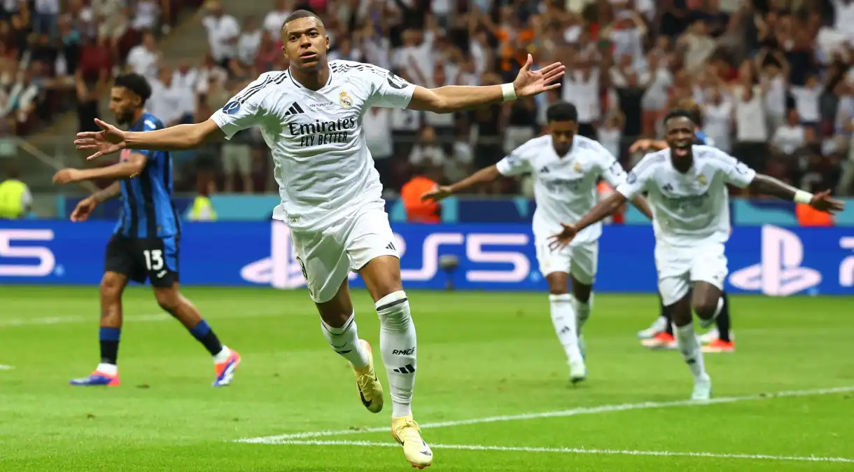 Mbappé estreia com gol, Real Madrid vence Atalanta e leva o título da Supercopa da Uefa
