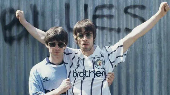 oasis manchester city e1724785277726