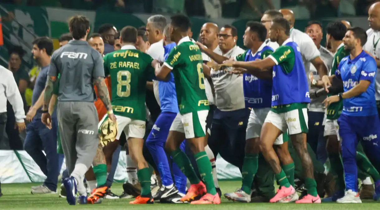Súmula de Palmeiras x São Paulo explica confusão e registra mais duas expulsões