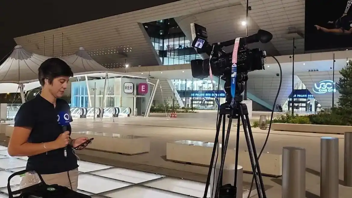 Repórter da EBC sofre assédio de três homens durante a cobertura dos Jogos de Paris