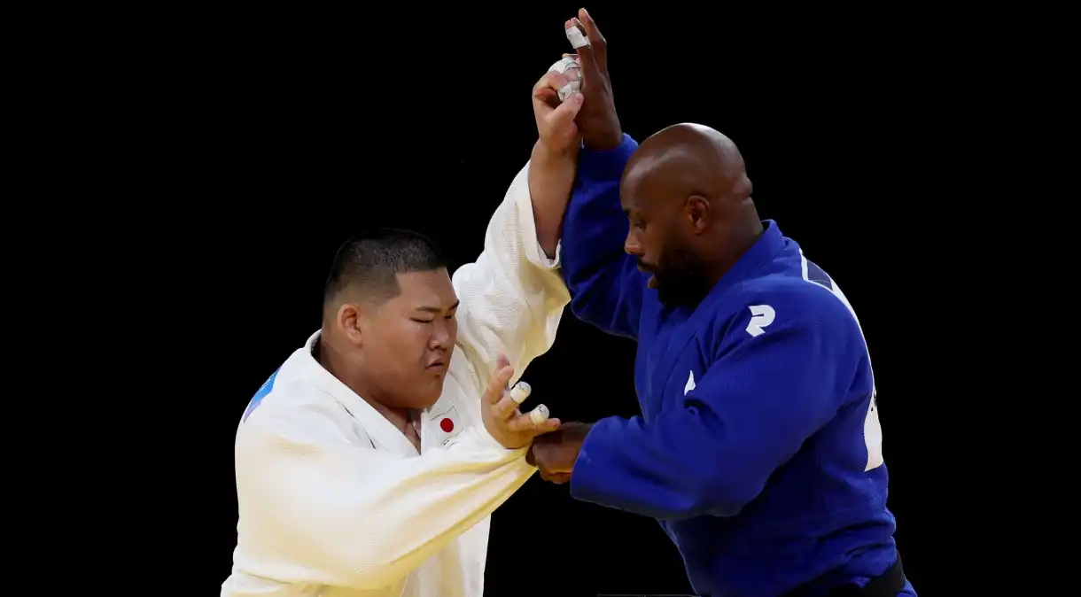 Japonês derrotado no judô pelo francês Teddy Rinner se culpa e faz forte desabafo