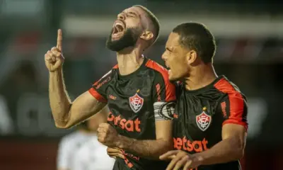 wagner leonardo comemora gol do vitoria sobre o cuiaba (1) wagner leonardo comemora gol do vitoria sobre o cuiaba (1)