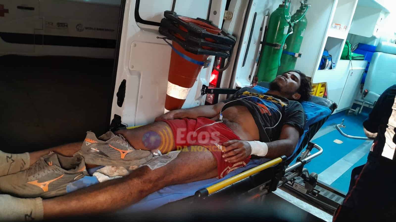 Homem é esfaqueado durante bebedeira e discussão em Rio Branco