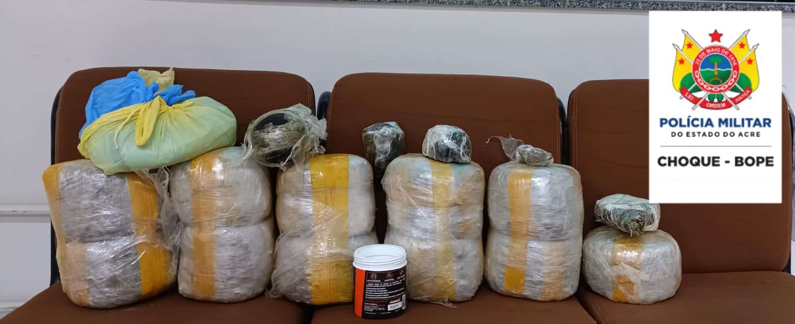 Guarnição do Choque apreende 15,710 kg de entorpecentes no bairro Distrito Industrial