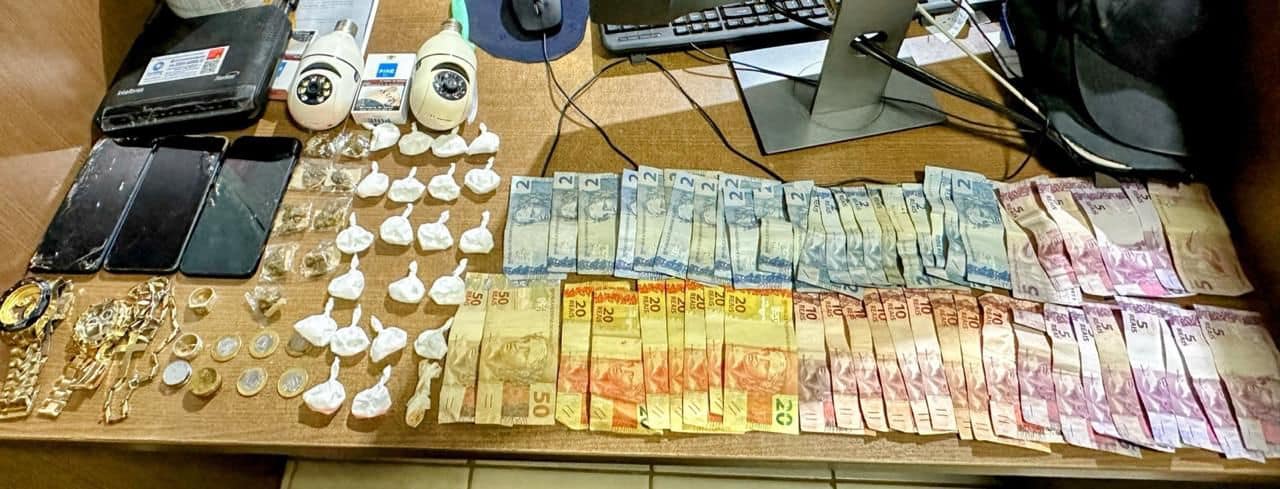 PM apreende entorpecentes e dinheiro em Senador Guiomard