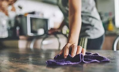 23 anos (10) 23 anos (10)