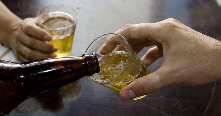 3166594713 bar cerveja bebida alcoolica usp imagens 2 e1720284357229 900x475
