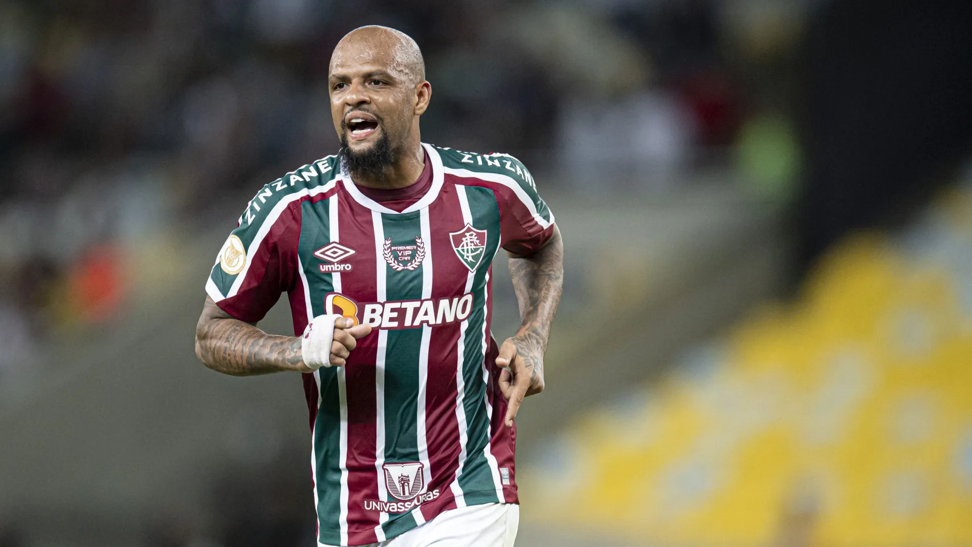 Mãe registra B.O contra Felipe Melo após briga com adolescente botafoguense