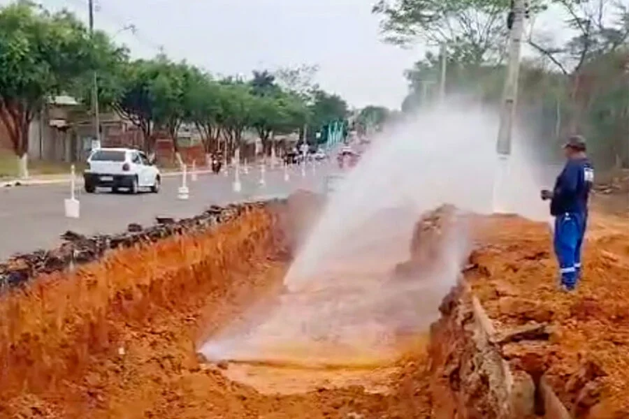 AGUA-ADFUOTO–900×641 AGUA-ADFUOTO--900x641