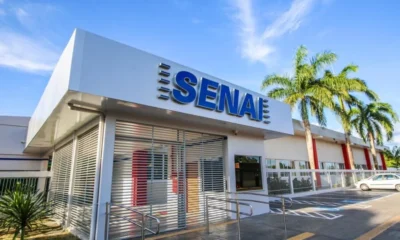 Escola-SENAI-2-900×600 Escola-SENAI-2-900x600