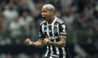 Fluminense-Atletico-MG-Deyverson-e1727307696488 Deyverson comemora gol pelo Atlético-MG • Pedro Souza / Atlético